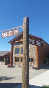 sundance motel