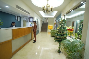 The Corus,Connaught Place,3 star