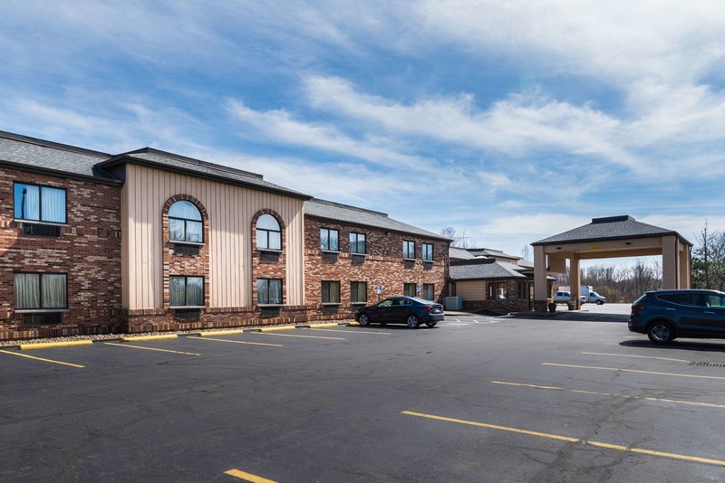 Econo Lodge Cleveland Southeast - Kent,Aurora>>Akron,2 star