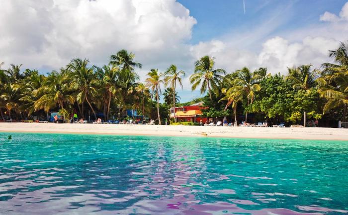 cocoplum beach hotel