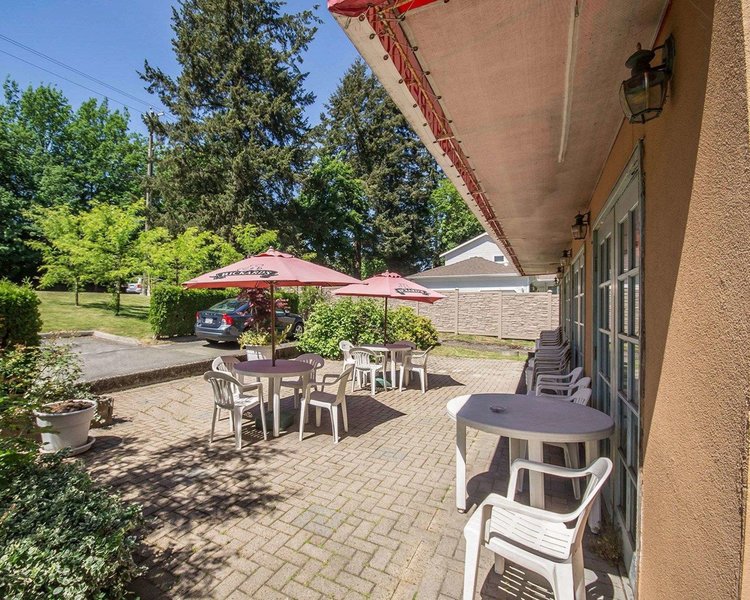 motel 6 surrey
