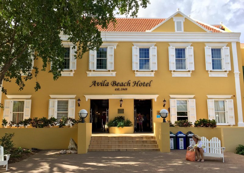 Avila Beach Hotel,Parera>>Curacao,4 star