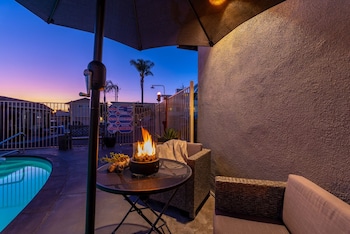 shell beach inn
