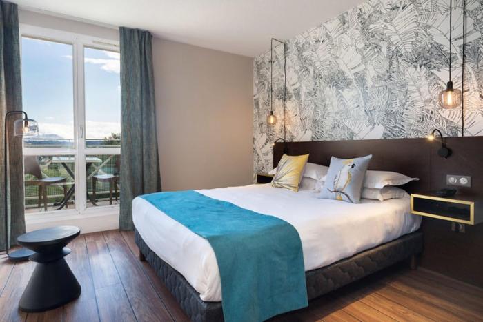 hotel birdy by happyculture