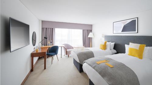 room-image