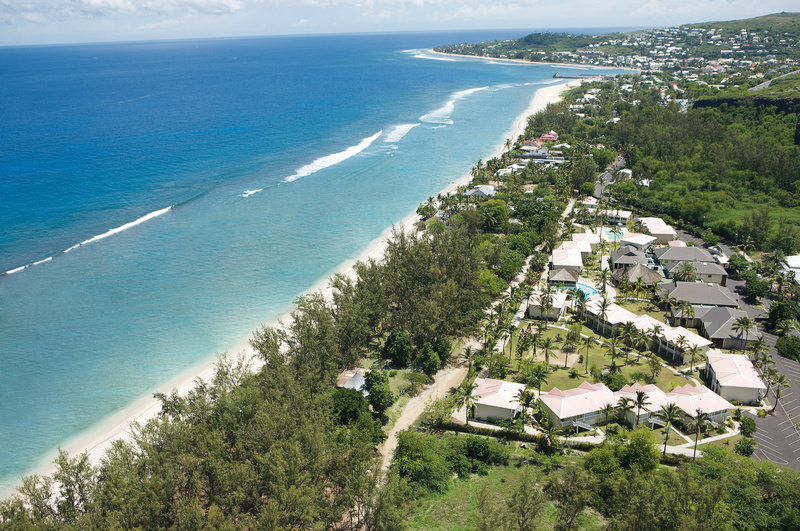 Hotel Le Recif,Near Garden Of Eden,3 star
