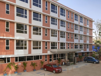 Hotel Airlink,Airport Zone,3 star