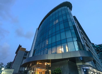 The Mirador,Andheri East, Mumbai,4 star