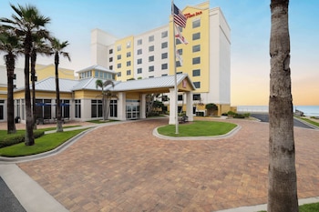 Hilton Garden Inn Daytona Beach Oceanfront,Holly Hill>>Daytona Beach,3 star