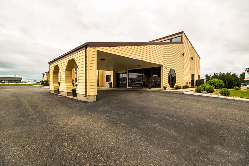 econo lodge watertown