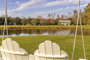 Maison D'memoire Bed & Breakfast Cottages,Lafayette>>Duson,4 star