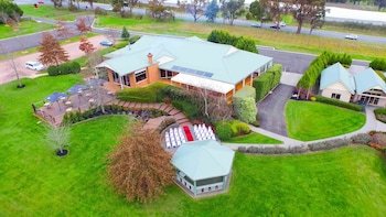 Wild Cattle Creek Estate,Gembrook>>Forest Hill,4 star