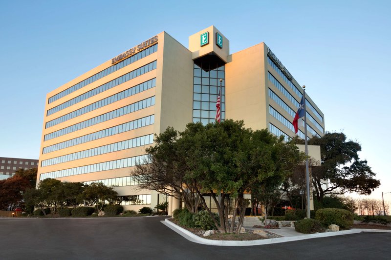 embassy suites by hilton san antonio airport