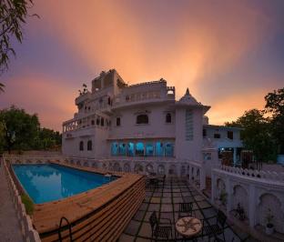 The Lavitra Udaipur,Rajasthan>>Eklingji,4 star