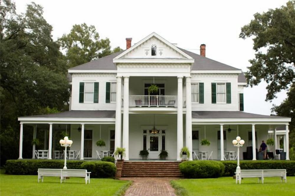Blythewood Plantation,Hammond>>Amite,3.5 star