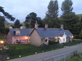 Station House,Lanark>>East Kilbride,3.5 star