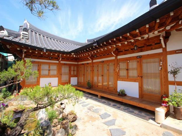 Happiness Full Guesthouse,Jeonju-Si>>Jeonju,2 star