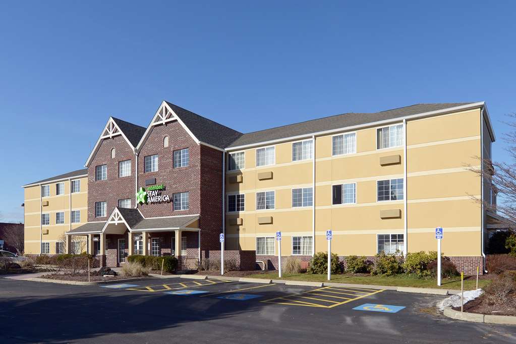 Extended Stay America Select Suites Providence Airport,Providence County>>Providence,3 star