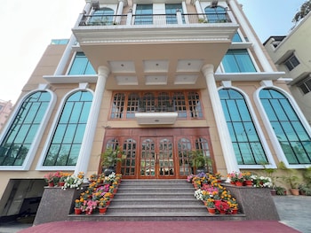 Hotel Royale De Casa,Beltola,4 star