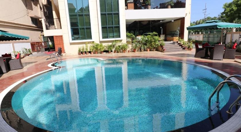 Royale De Casa,Beltola,4 star