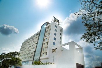 Keys Select Kochi - By Lemon Tree Hotels,Thevara,4 star
