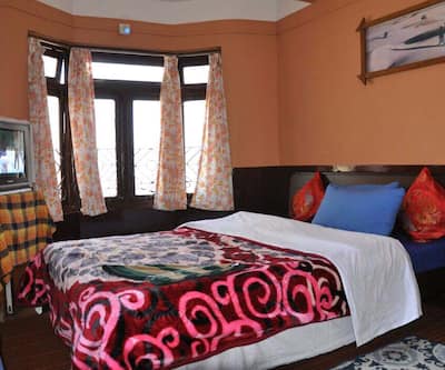 Hotel Payal,Darjeeling>>Bagdogra,3 star