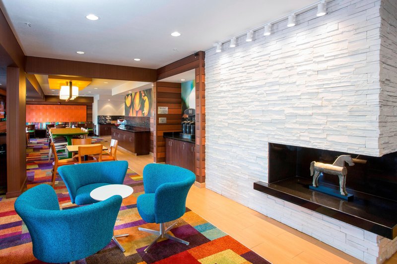 Fairfield Inn & Suites Terre Haute,Indiana>>Brazil,2.5 star