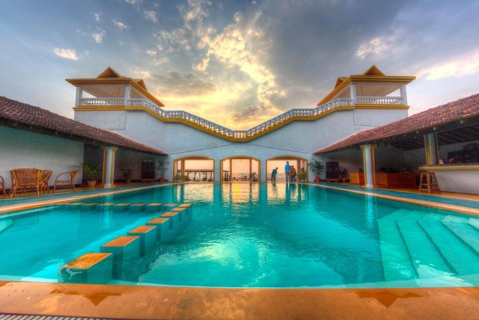 Beach Street Resort,Goa>>Arambol,4 star