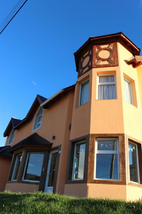 Cumbres Nevadas Hotel,Lago Argentino>>El Chalten,3 star