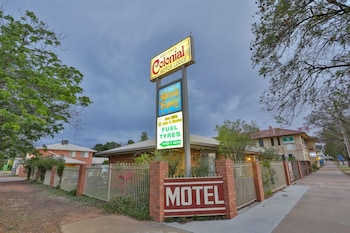 Red Cliffs Colonial Motor Lodge