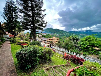 Mae Salong Villa