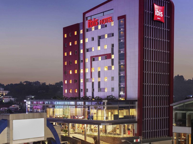 ibis manado city center boulevard