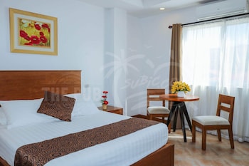 The Pub Hotel,Subic>>Olongapo,5 star