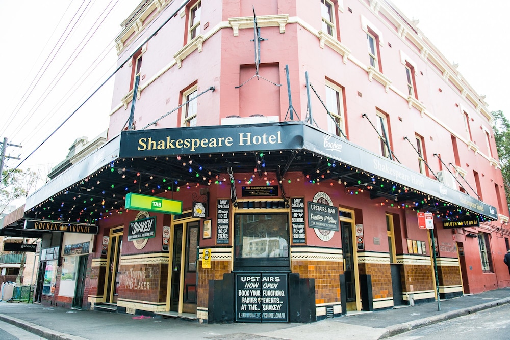 Shakespeare Hotel Surry Hills,Haymarket>>Chippendale,4 star