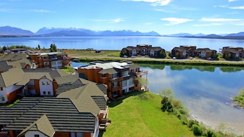 Villa Huapi,On The Beach,4 star