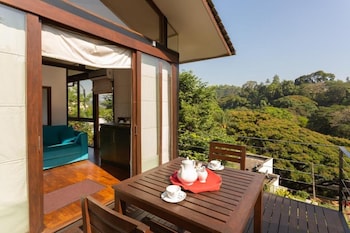 Hotel Yo,Nuwara Eliya>>Kandy,4 star