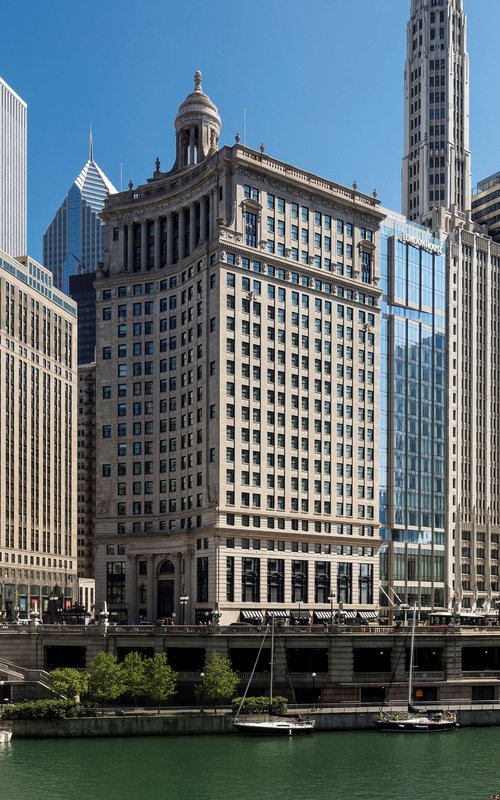 Londonhouse Chicago, Curio Collection By Hilton,Chicago>>Bolingbrook,4.5 star