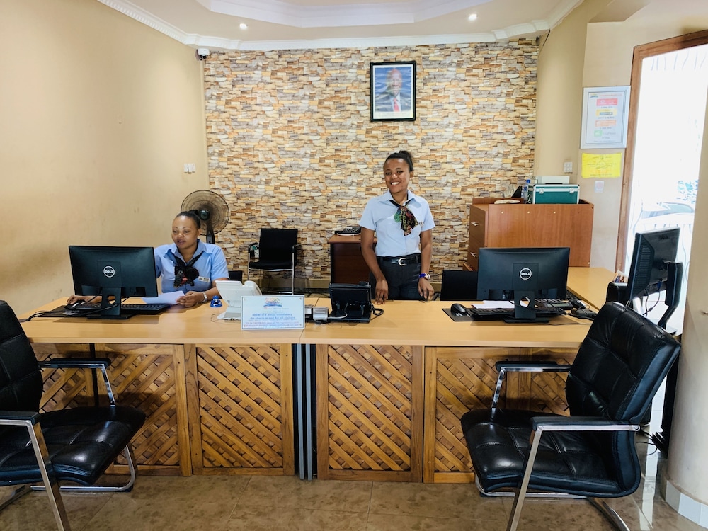 Tanga Beach Resort & Spa,Yambe Island>>Tanga,3.5 star