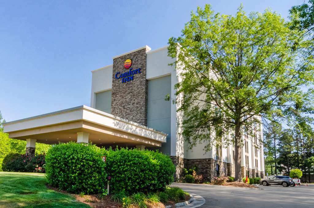 comfort inn raleigh midtown