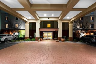 hampton inn statesville