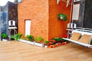 Hy Resort,Chonburi>>Chon Buri,3 star
