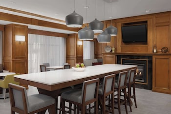 hampton inn waterloo cedar valley