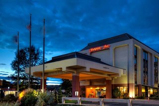 hampton inn west springfield