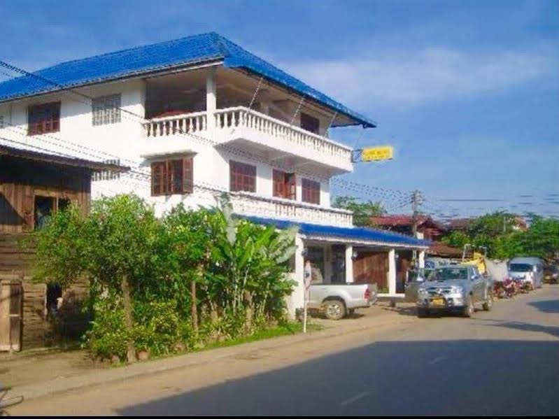 Sabaydee Guesthouse,Wiang Chiang Khong>>Houayxay,3 star