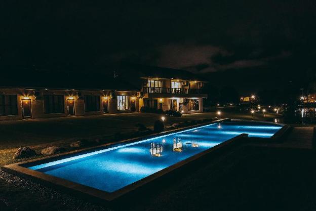 summer rock villa