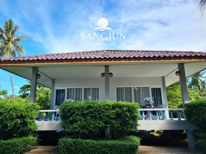 sangjun on beach resort