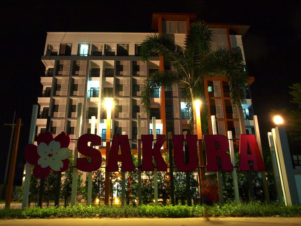 Sakura Boutique Hotel,Ban Bueng>>Baan Khai,3 star