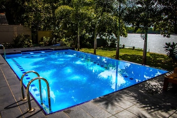 riverbank bentota hotel