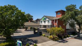 Holiday Inn Express & Suites Paso Robles By Ihg,San Luis Obispo>>Paso Robles,3 star