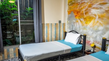 Sabina Guesthouse,Kamala>>Bang Tao Beach,2.5 star